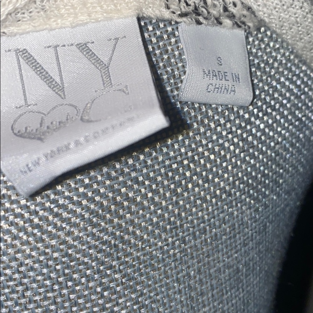 Top - Picture 3 of 3